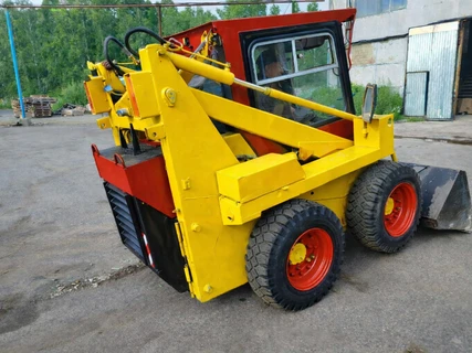 МКСМ Мини погрузчик 800
